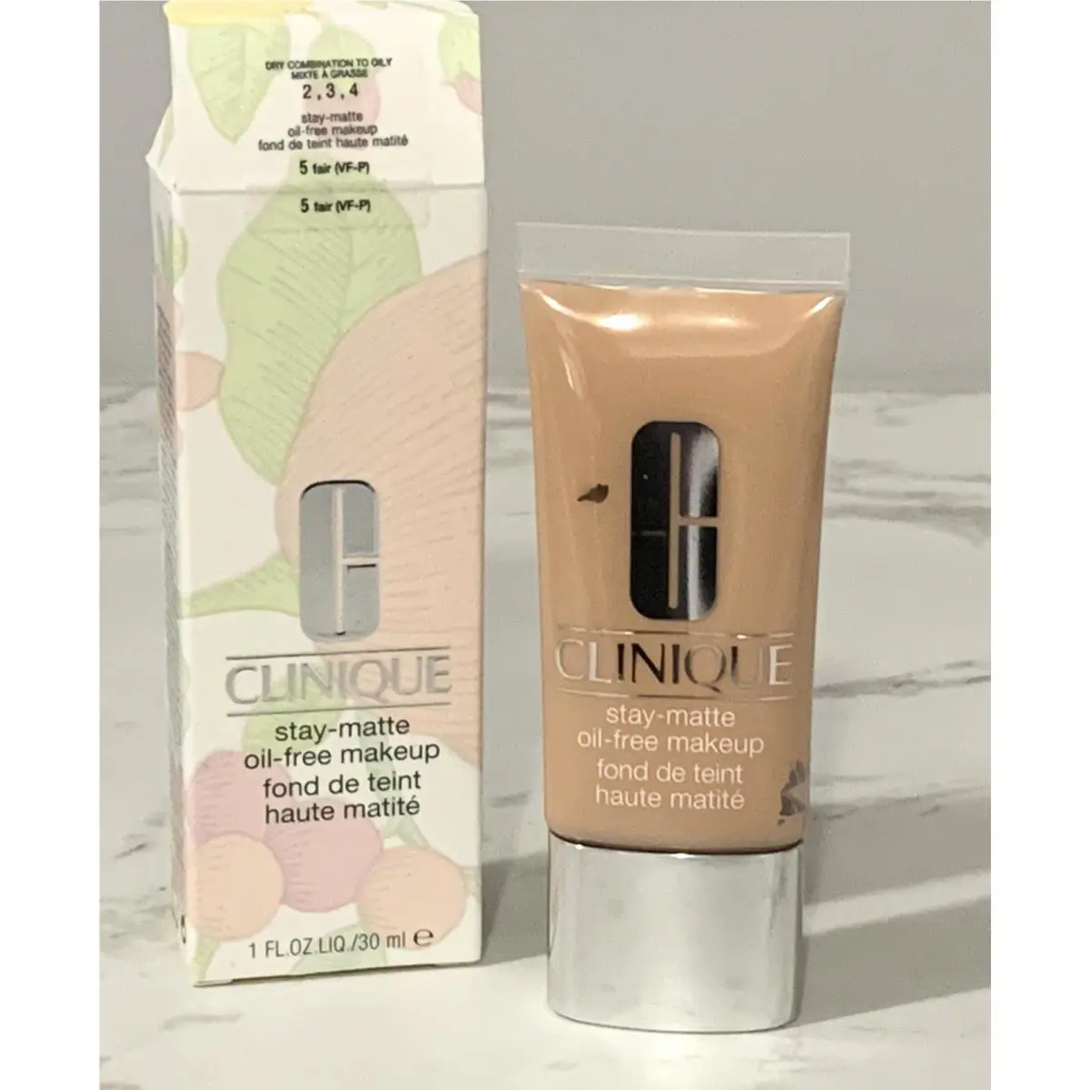 Clinique Stay-matte Oil-free Makeup 05 Fair Vf-p Full Size ms
