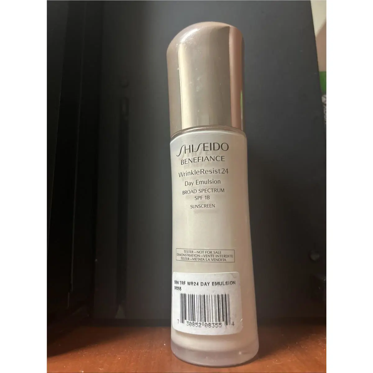 Shiseido Benefiance WrinkleResist24 Day Emulsion Moisturizer Spf 18 w Pump