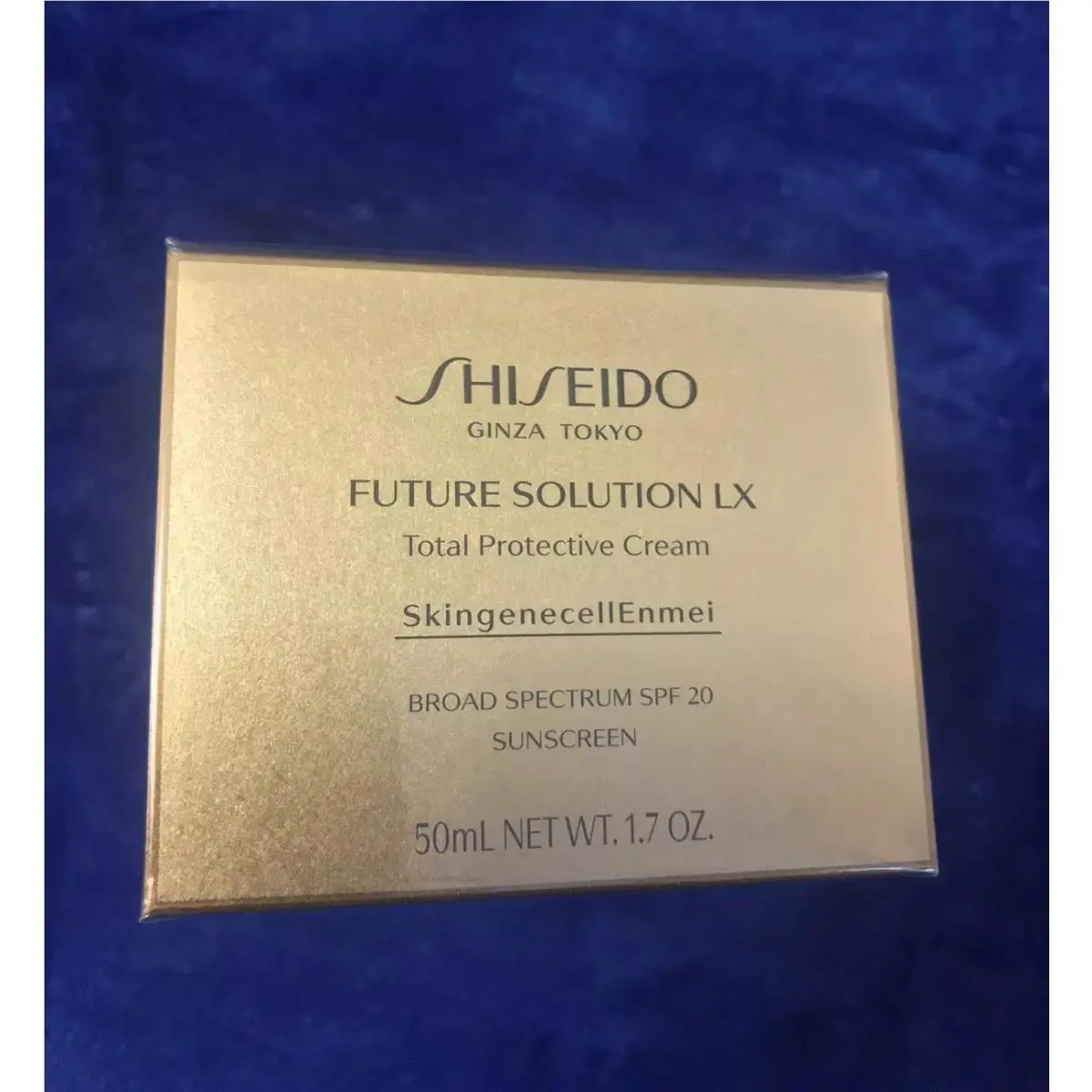 Shiseido Future Solution LX Total Protective Cream Spf 20 50ml/ 1.7 oz Full Siz