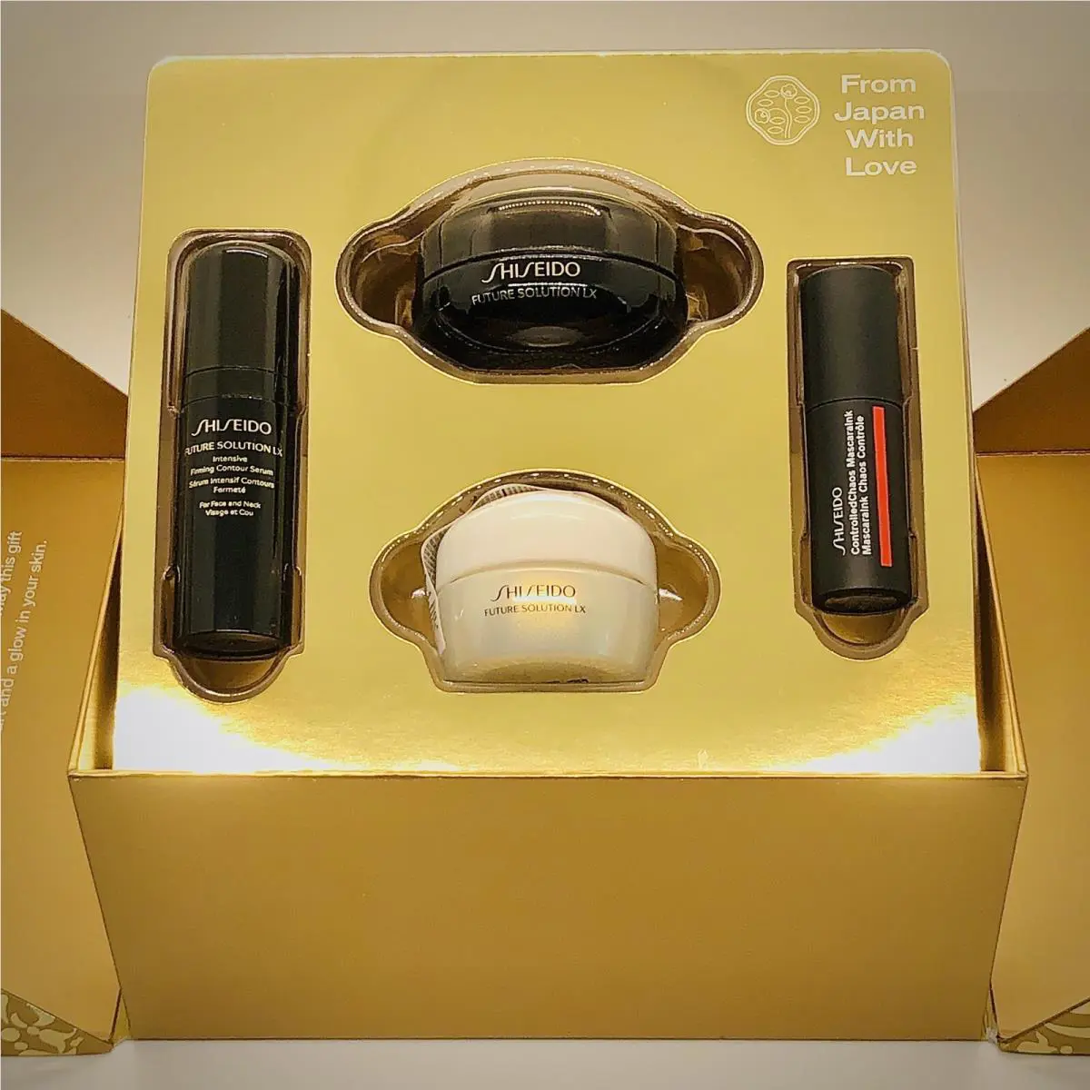 Shiseido Future Solution LX Eye Lip Contour Creme + Firming Serum 4pc Gift Set