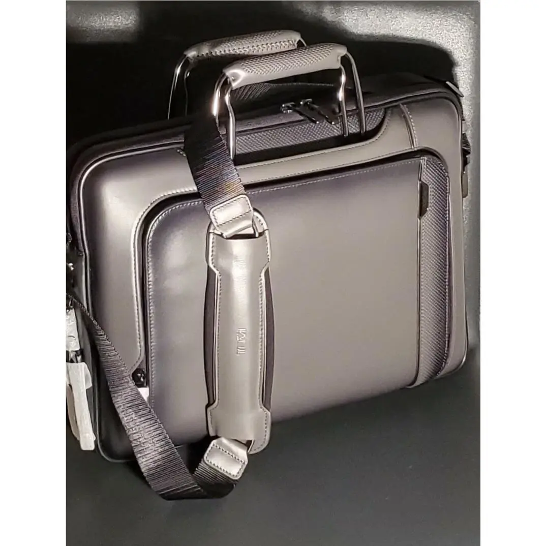 Tumi Arrive Exclusive Hannover Slim Leather Briefcase Bag Grey