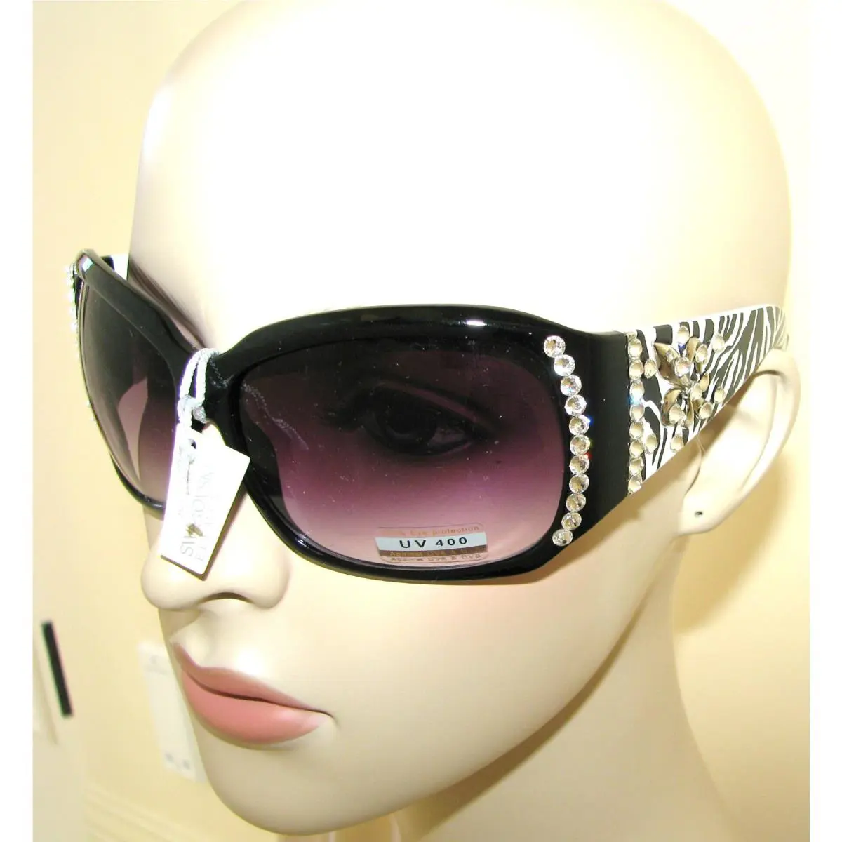 Made with Swarovski Elements Crystal Design Black UV400 Sunglasses