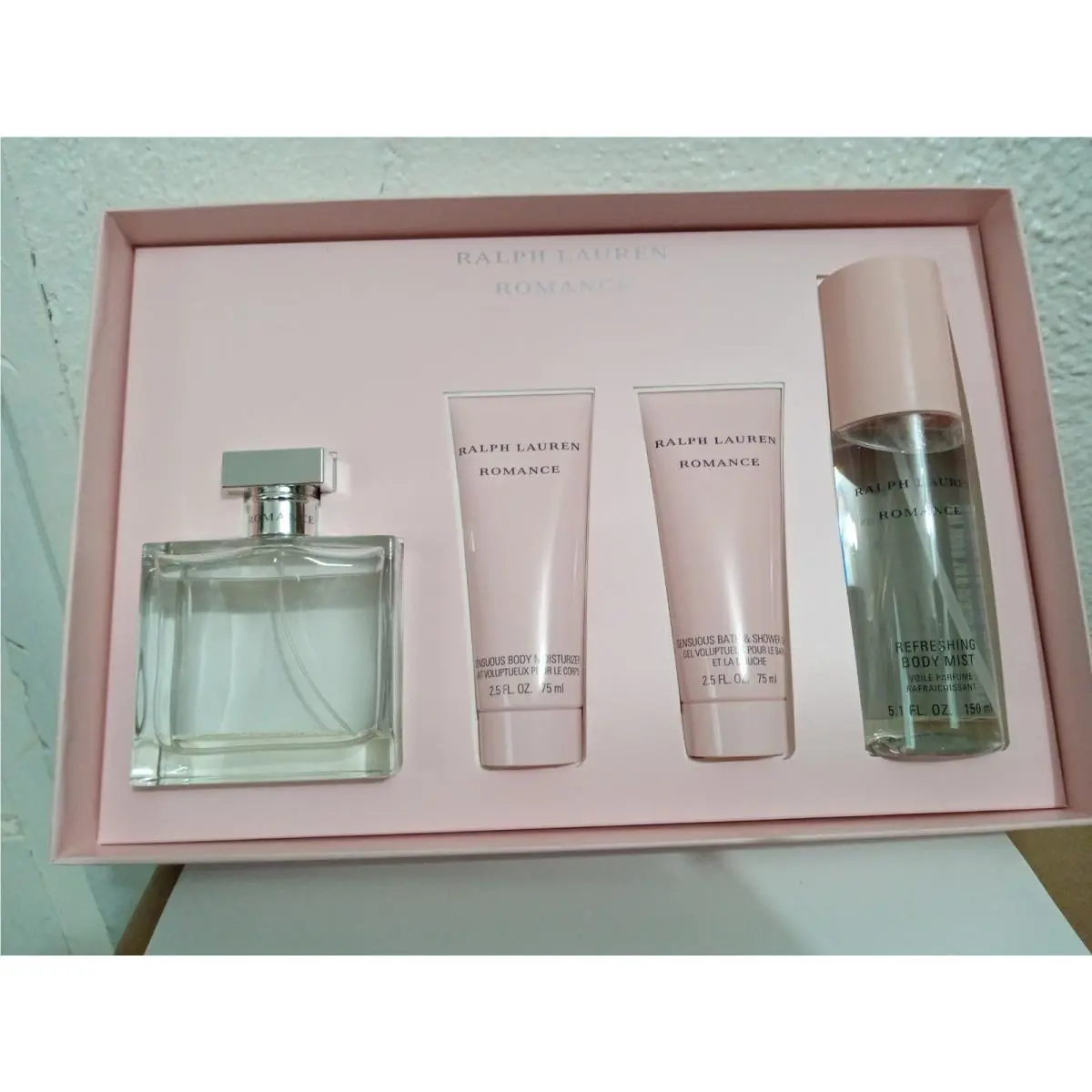 Ralph Lauren Romance 4PCE Set 3.4 OZ Edp 2.5 OZ Moisturizer 2.5 OZ Gel 5 OZ Mist