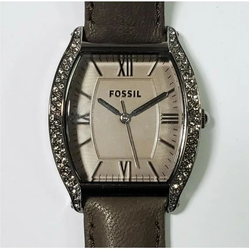Fossil Wallace Women`s 30mm Gray Leather Quartz Watch ES3128 Crystal