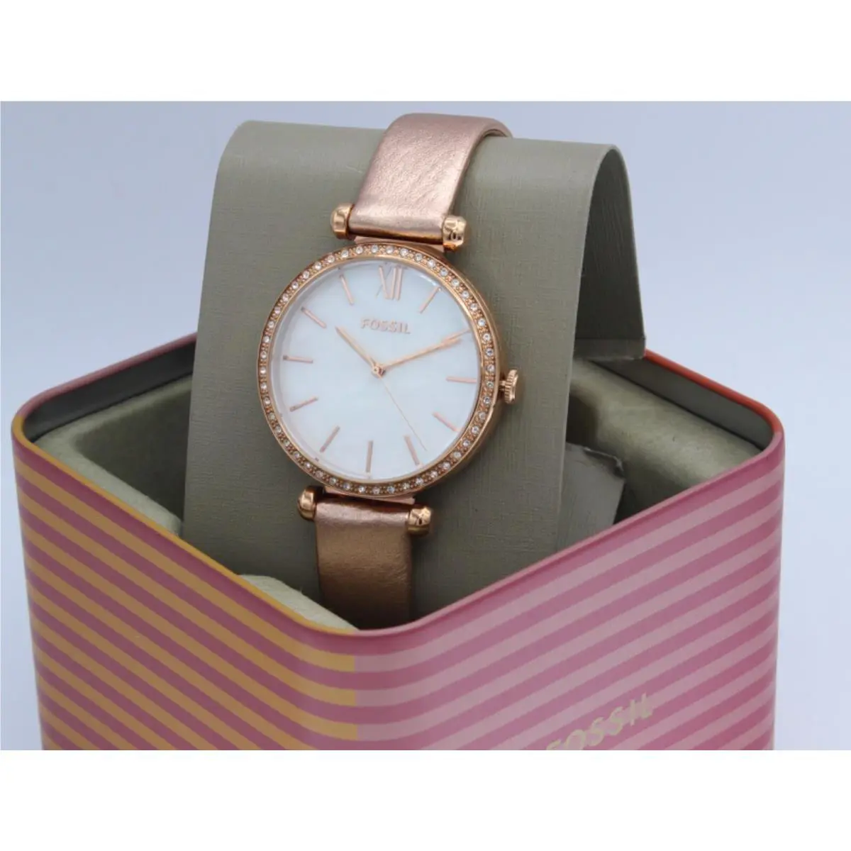 Fossil Tillie Crystals Rose Gold Mop Dial Women`s BQ3920 Watch