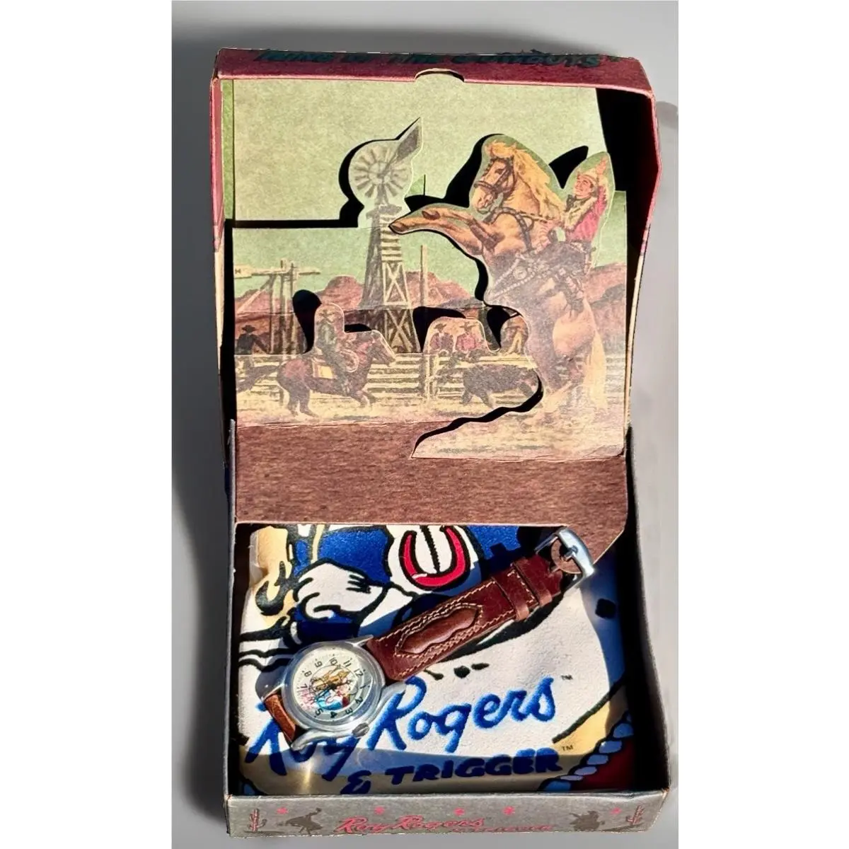 1993  Roy Rogers Trigger Wristwatch LI-1020 Nos Pop-up Box Bandana Set by Fossil