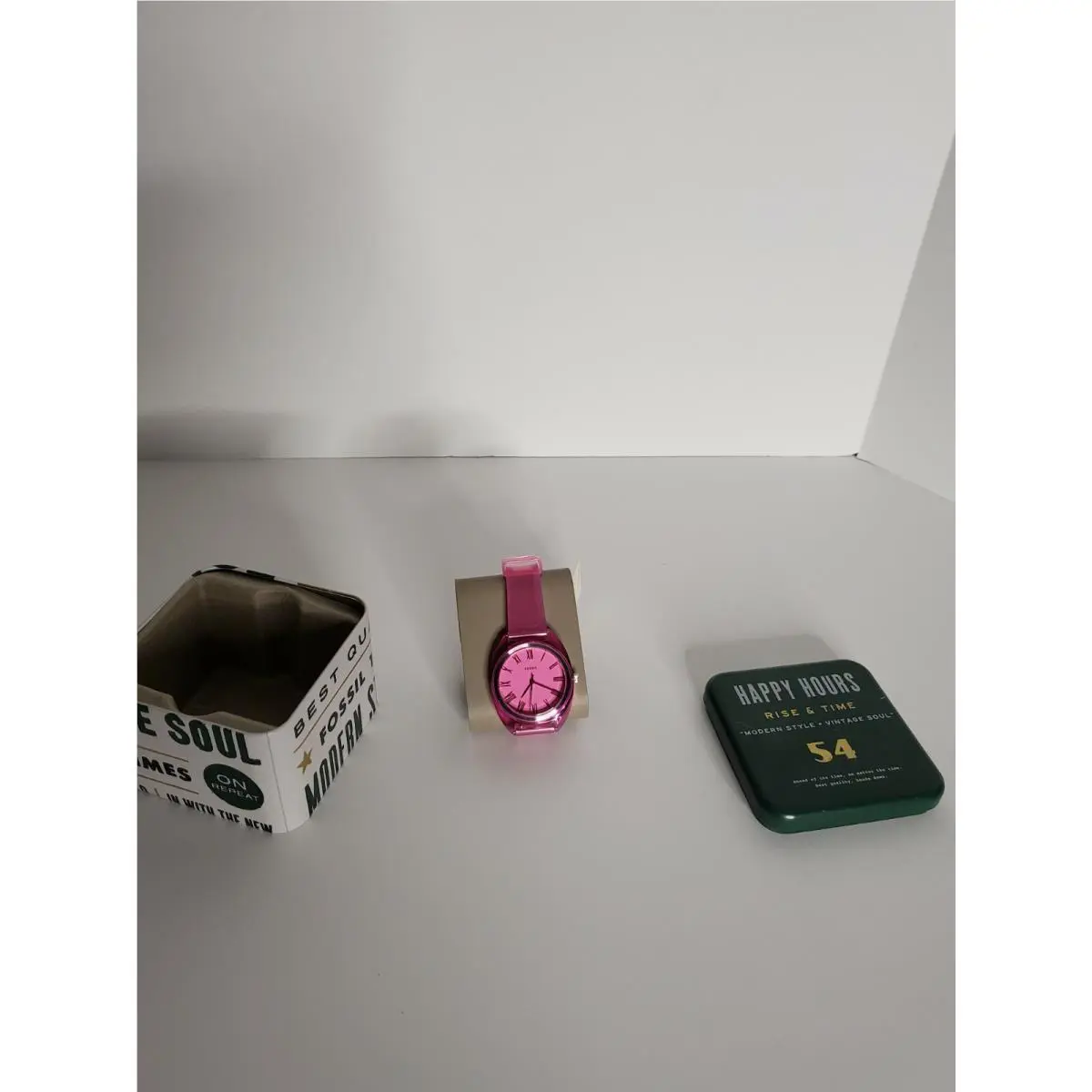 Fossil Women`s Jude Pink Silicone Watch ES4857