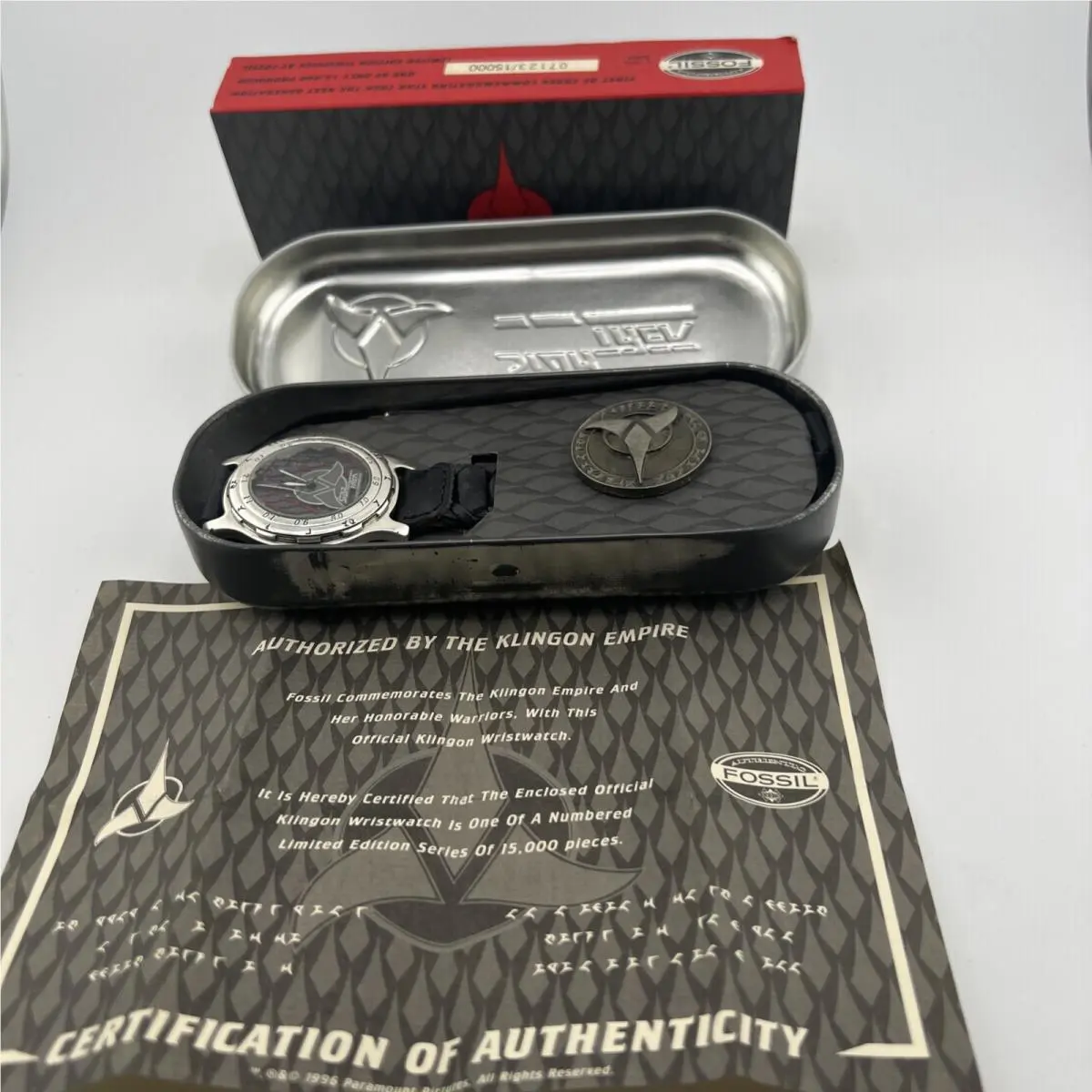 Star Trek Next Gen.klingon Watch L-1414 LE 7123/15000 Pin Coa 1996 by Fossil