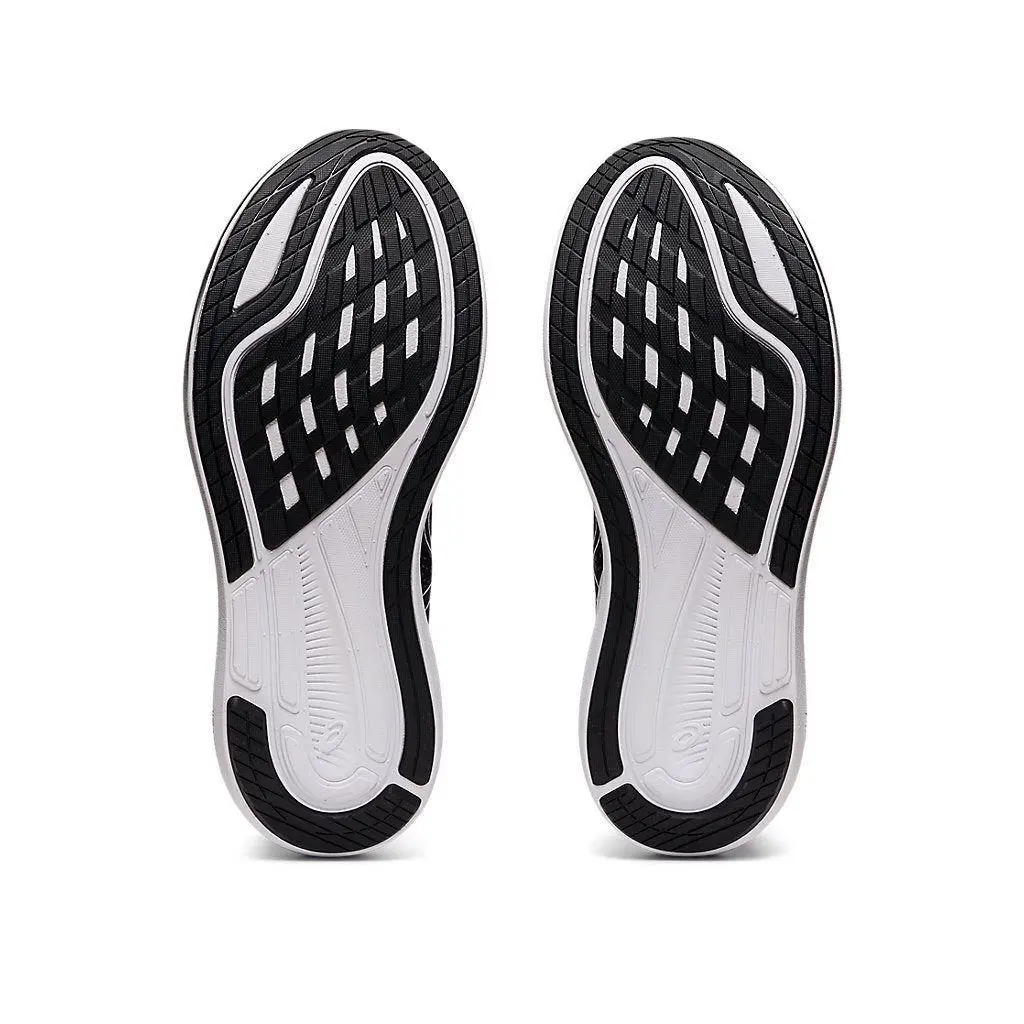 Asics shoes - Black/White 10