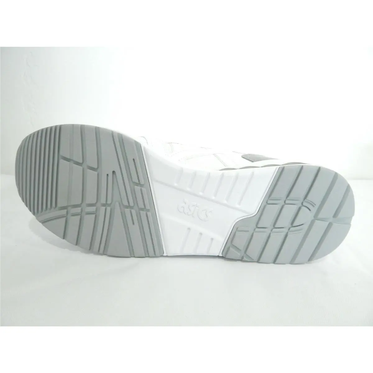 Asics shoes - ASICS Gel Saga - Gel Saga - White 4