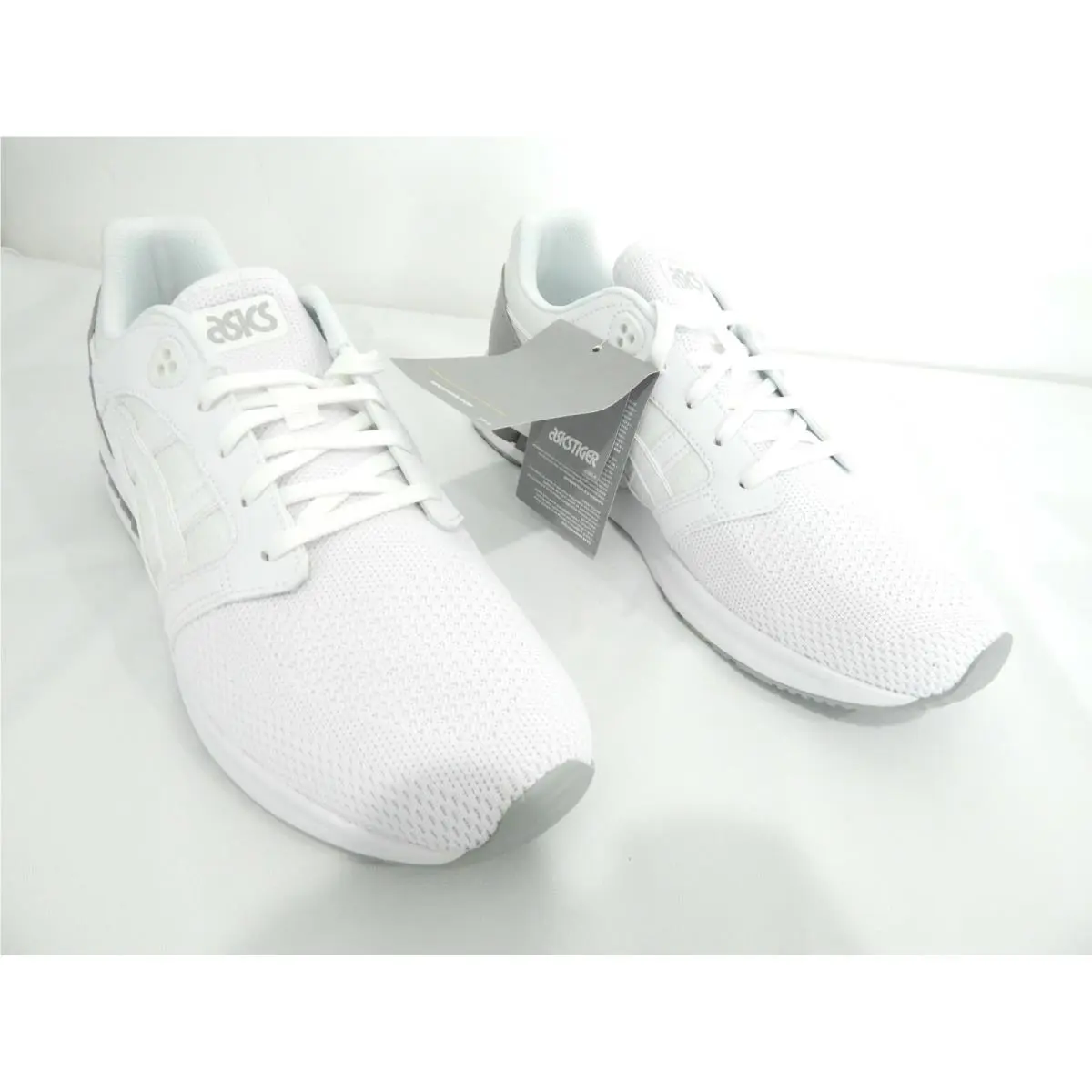 Asics shoes - ASICS Gel Saga - Gel Saga - White 19