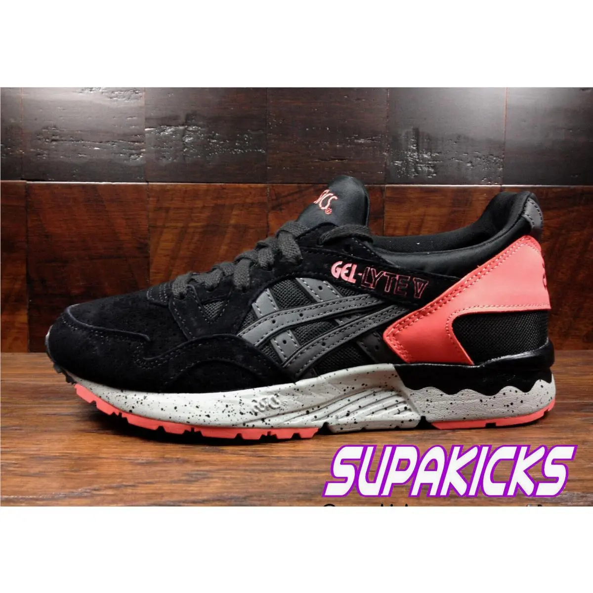 Asics shoes - ASICS GEL-Lyte V - H7N4L-9090 - Black / Infrared 4