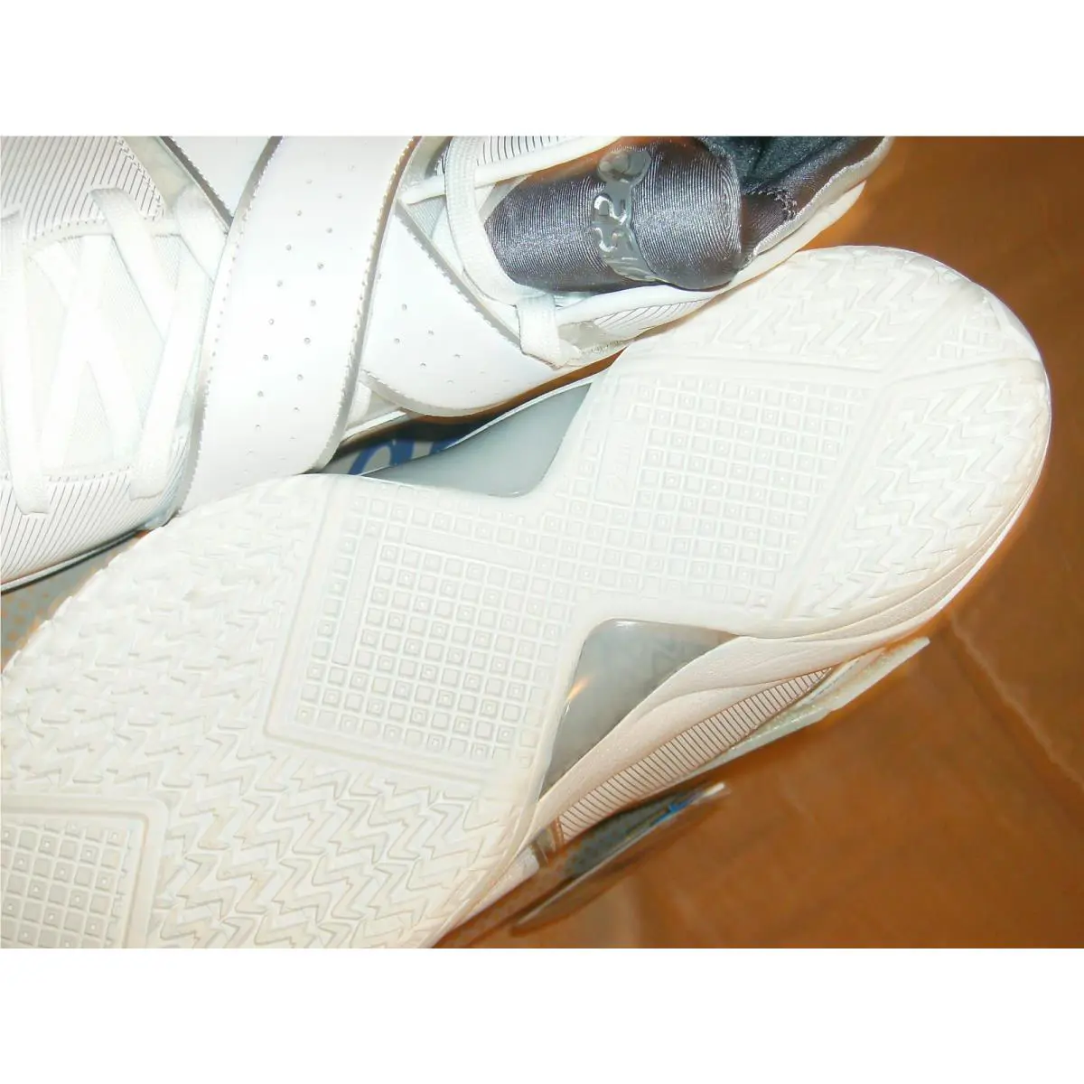 Asics shoes - TBFO2A - WHITE /SILVER 10