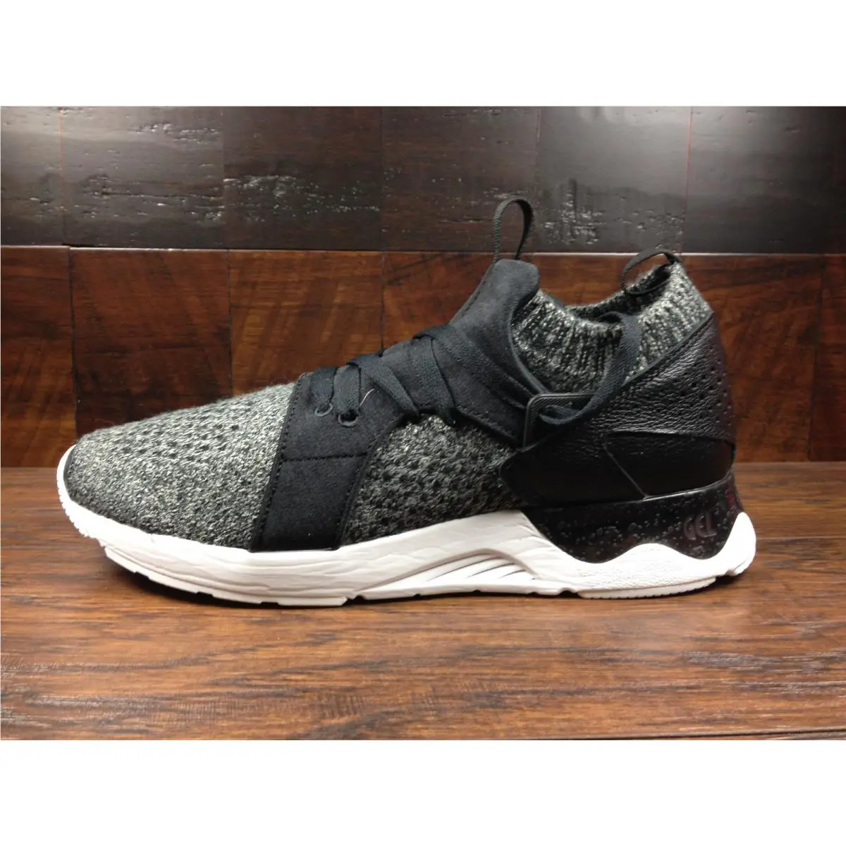 Asics shoes - ASICS GEL-Lyte V - H8K1N-9696 - Mid Grey / Black 0
