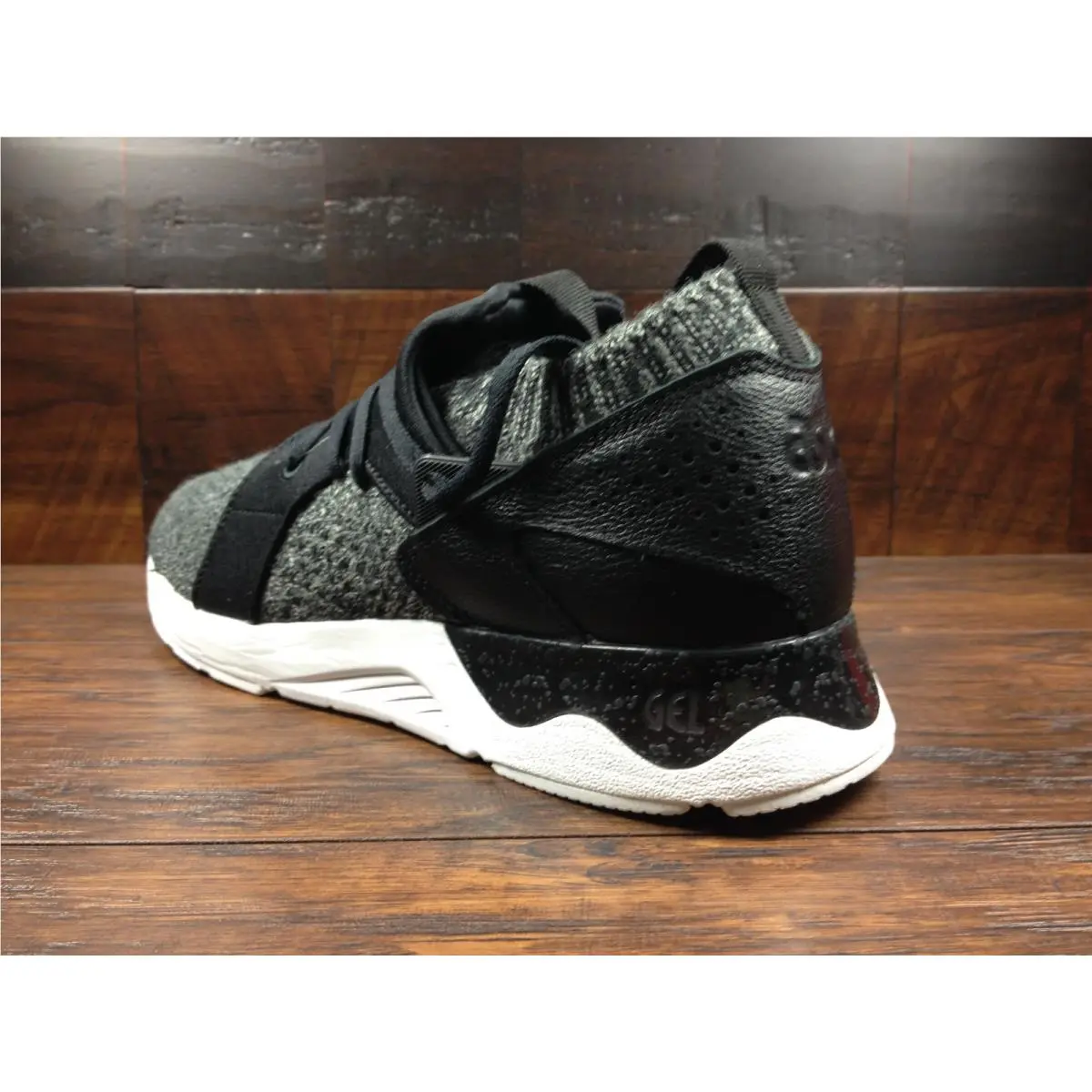 Asics shoes - ASICS GEL-Lyte V - H8K1N-9696 - Mid Grey / Black 9