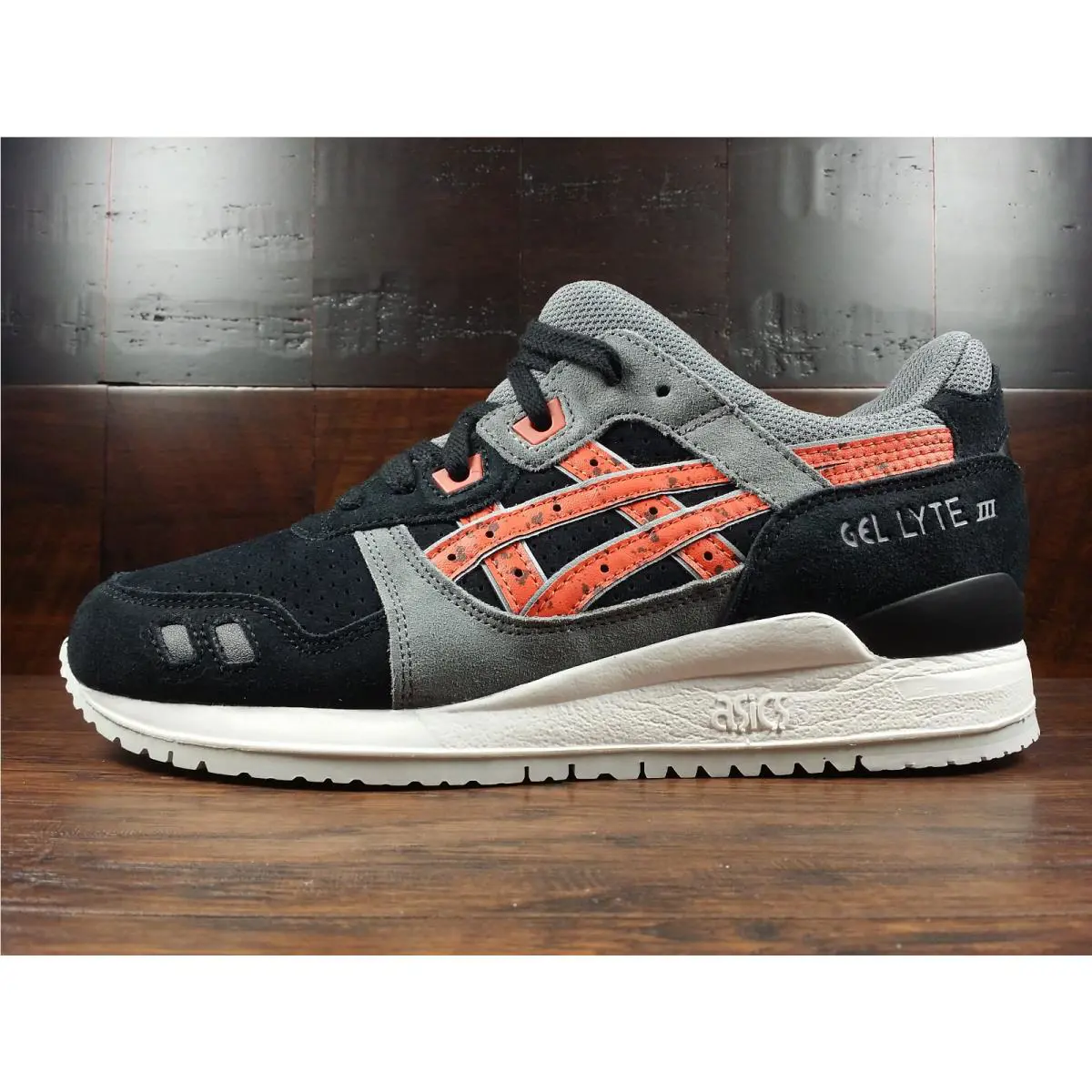 Asics shoes - ASICS GEL-Lyte III - III - H6B2L-9024 - Black / Classic Red 5