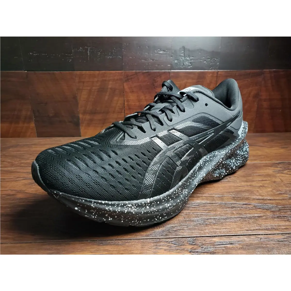Asics shoes - ASICS Novablast - Novablast - 1011B129-001 - Black 0