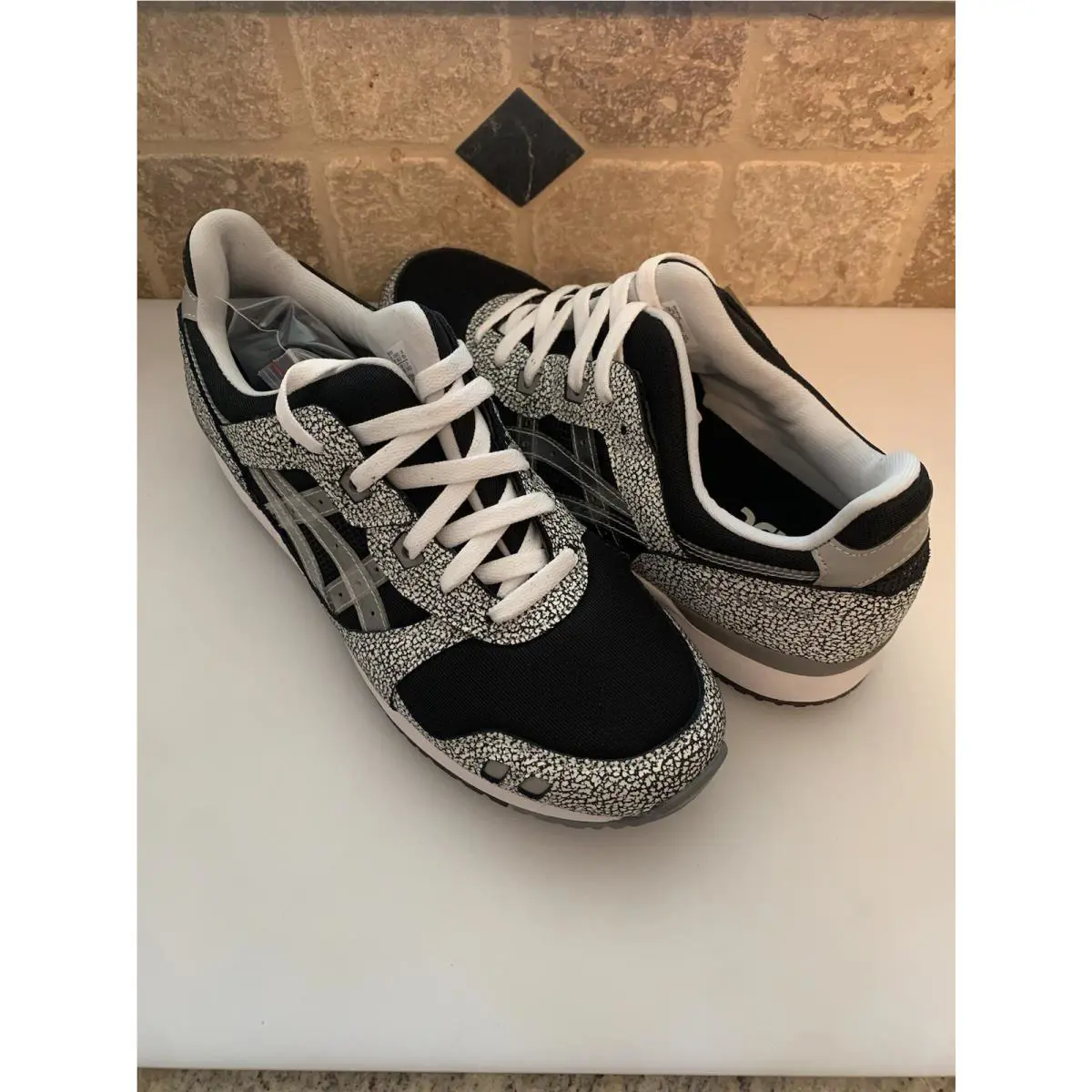Asics shoes - ASICS GEL-Lyte 3 - 1201A742-001 - Black (UPC: 0196074184644) 0