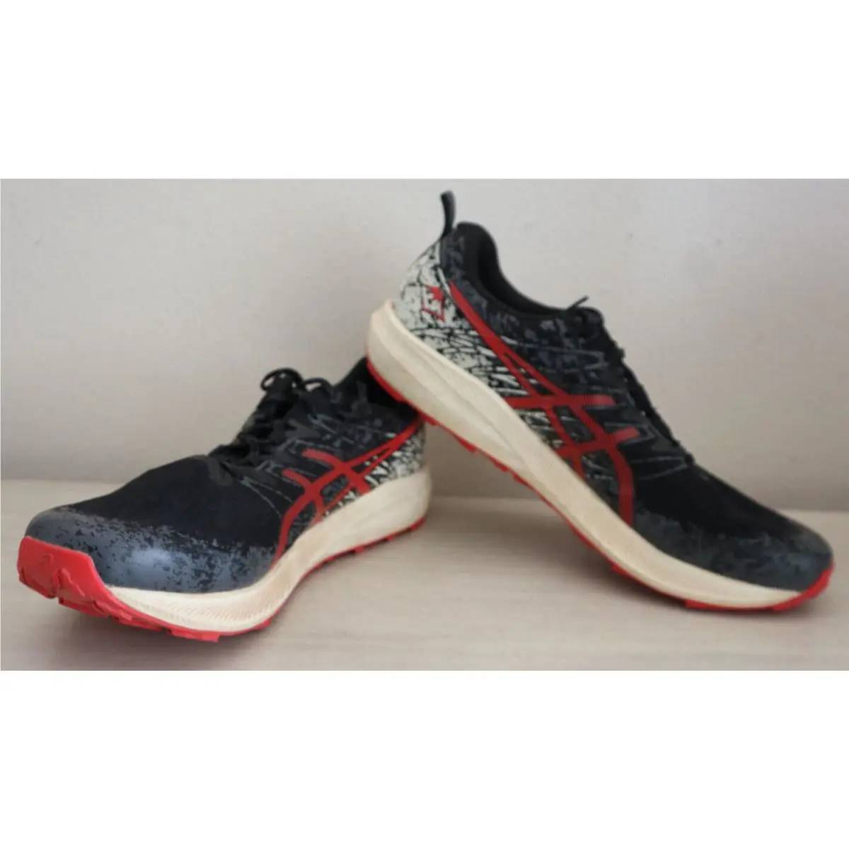 Asics shoes - ASICS Fuji Lite 2 - Fuji Lite - 1011B209-001 - Black/Electric Red 0