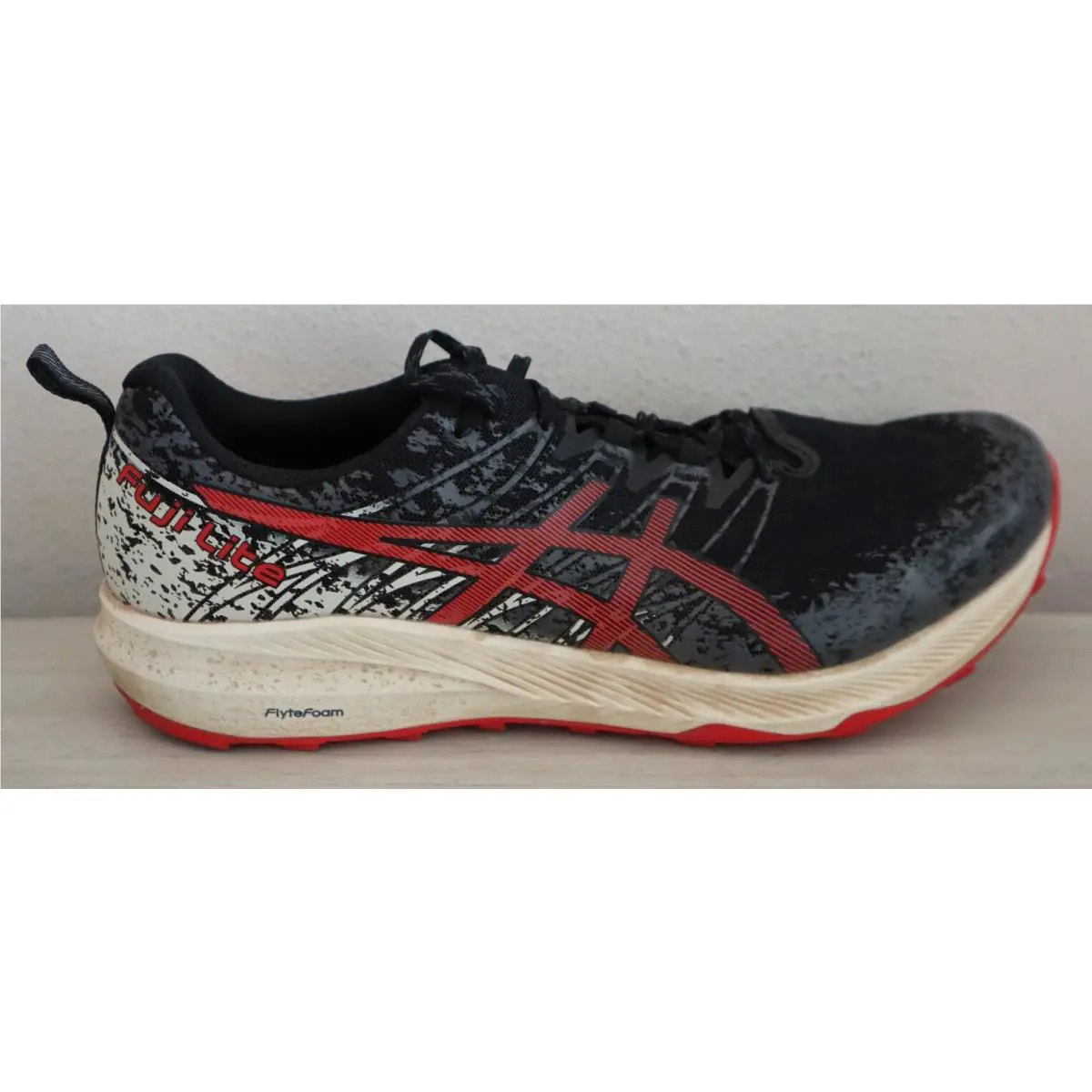 Asics shoes - ASICS Fuji Lite 2 - Fuji Lite - 1011B209-001 - Black/Electric Red 5