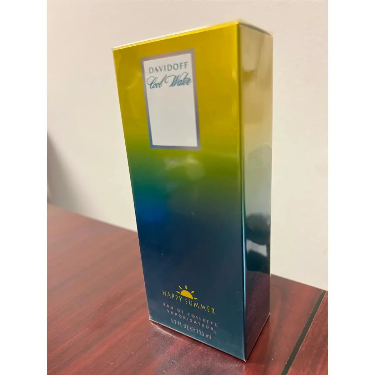 Davidoff Cool Water Happy Summer 4.2 FL oz / 125 ML Edt Natural Spray Box