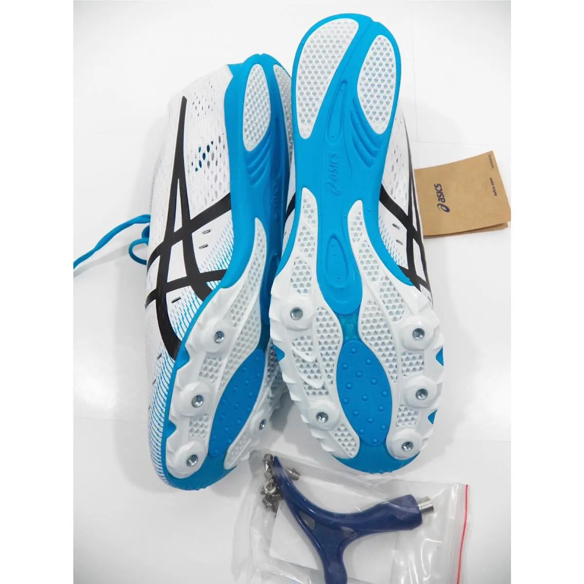 Asics shoes - White 6
