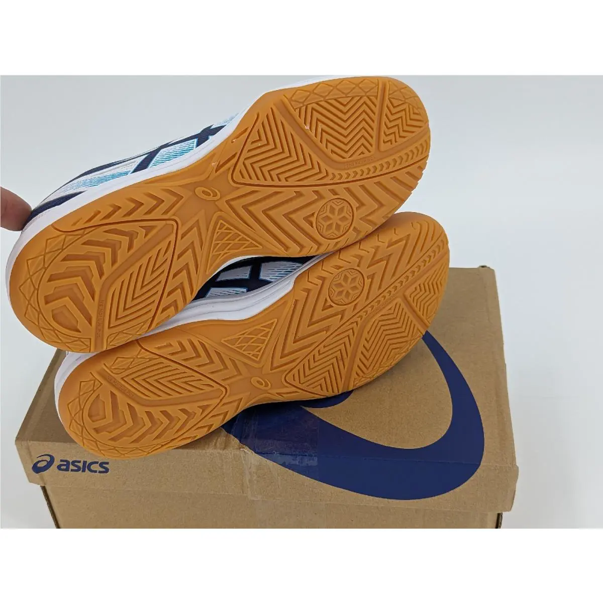 Asics shoes - Upcourt 5 - Upcourt - White 4