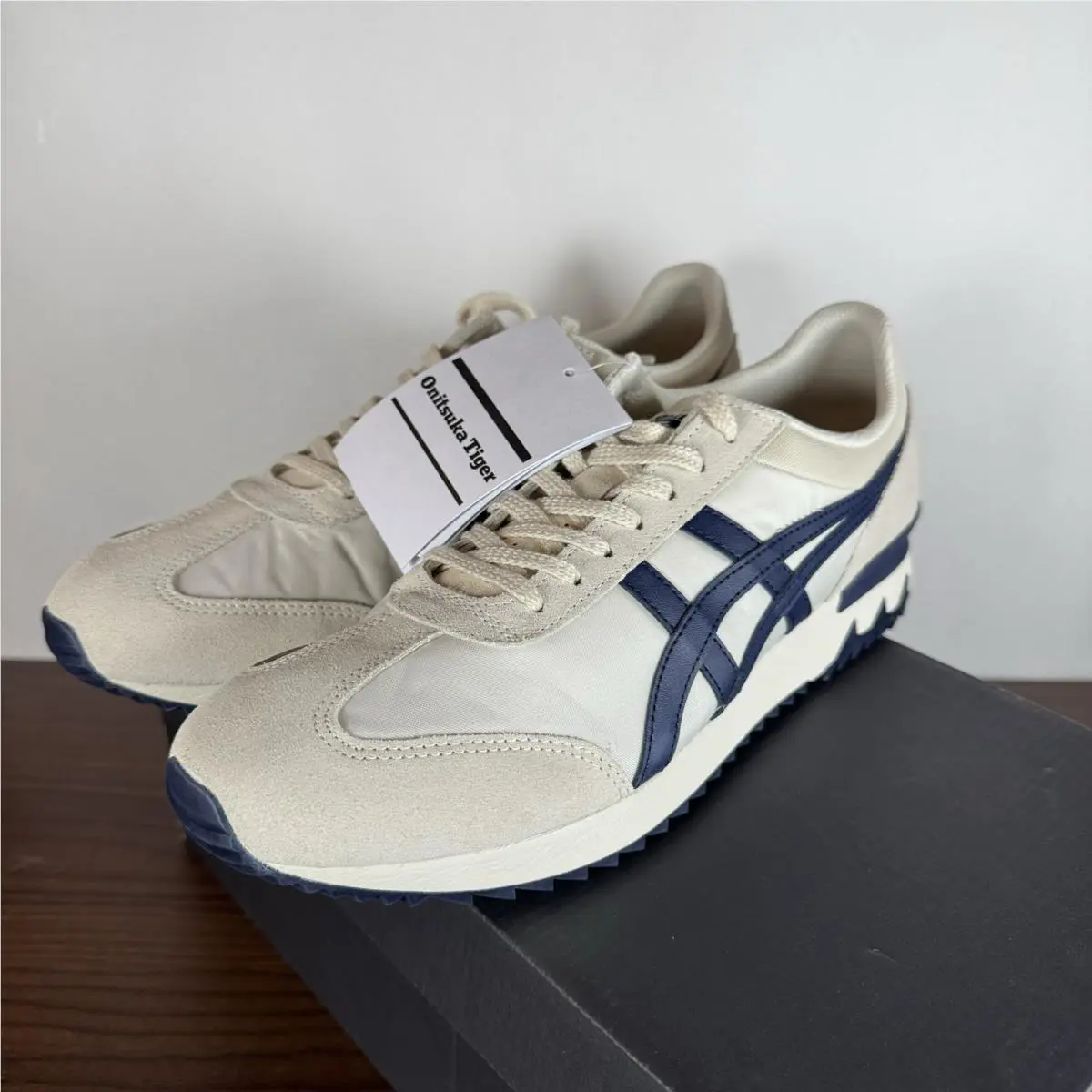 Asics shoes - ASICS Tiger - Tiger - 1183B410-200 - Beige 1