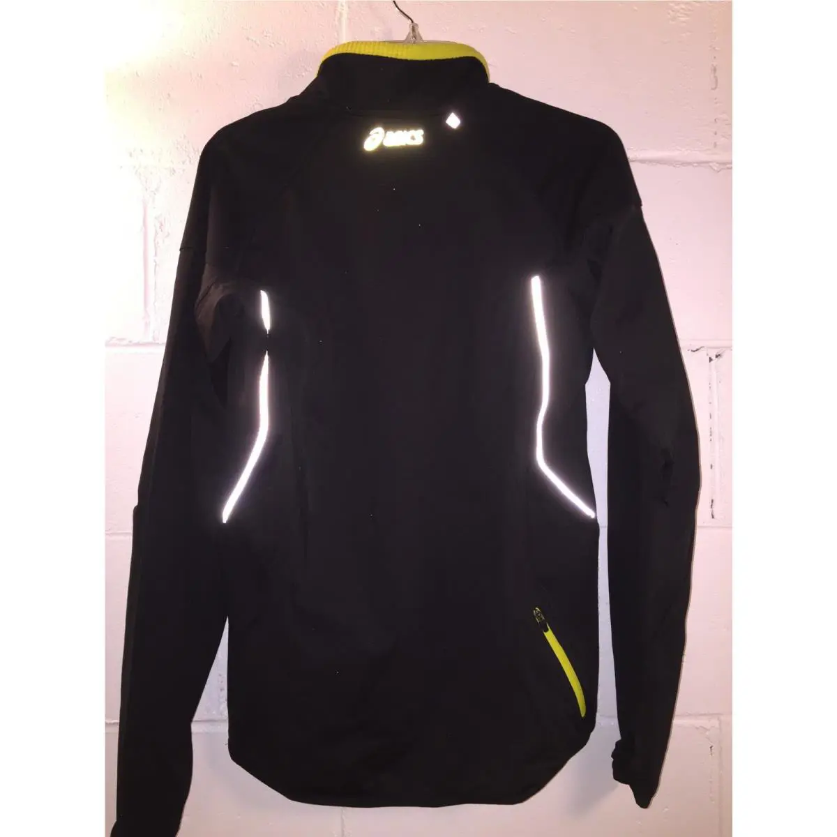 Asics clothing - Black/ Lime (UPC: 887749348538) 3