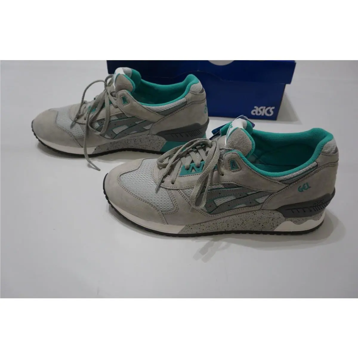 Asics shoes - Gray 4