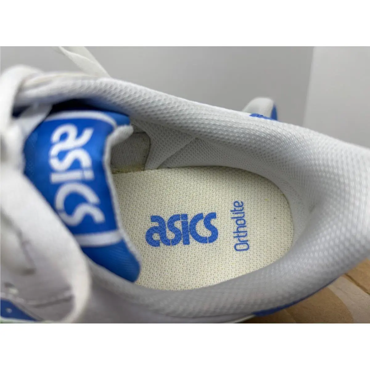 Asics shoes - White 4