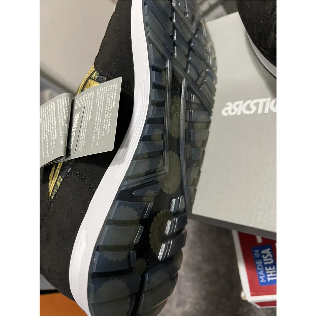Asics shoes - ASICS Gel-Saga - 1191A282001 - Black/Gold Fusion 3