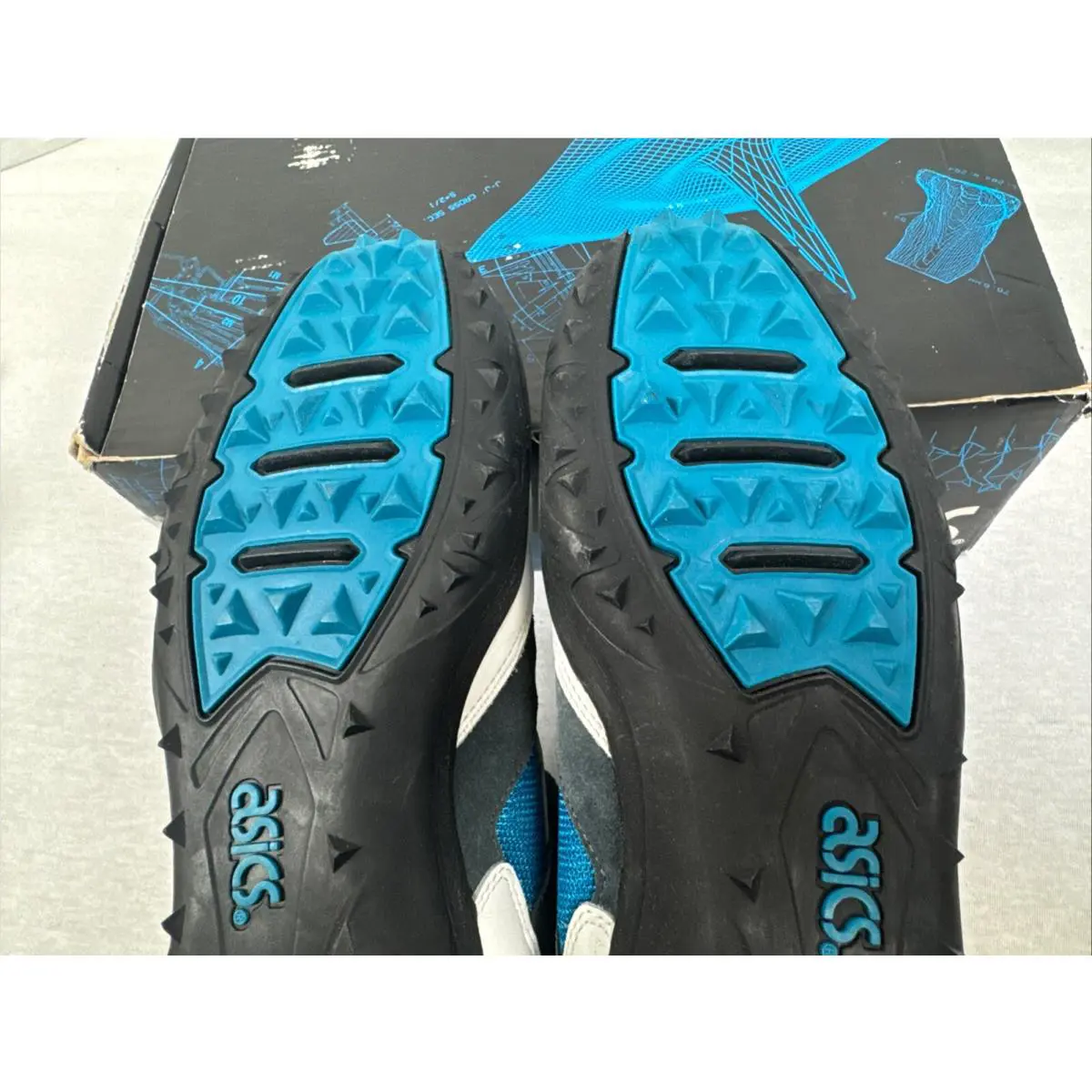 Asics shoes - Asics Lawnmower - Lawnmower - Blue.White.Grey.Gold (UPC: 0405286001305) 8