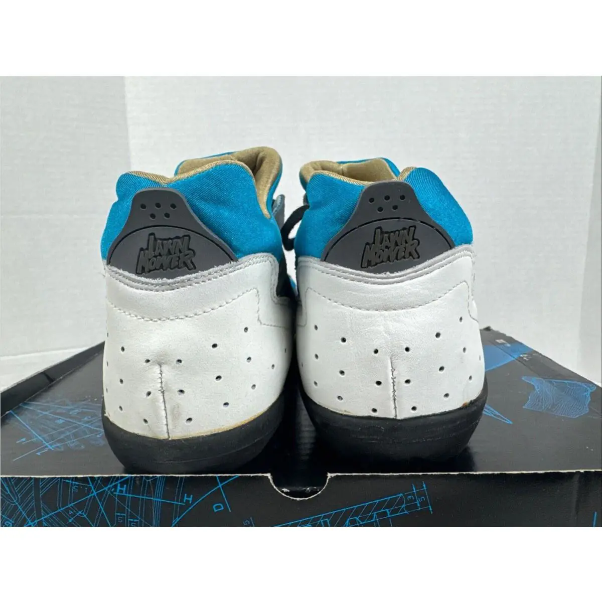 Asics shoes - Asics Lawnmower - Lawnmower - Blue.White.Grey.Gold (UPC: 0405286001305) 5