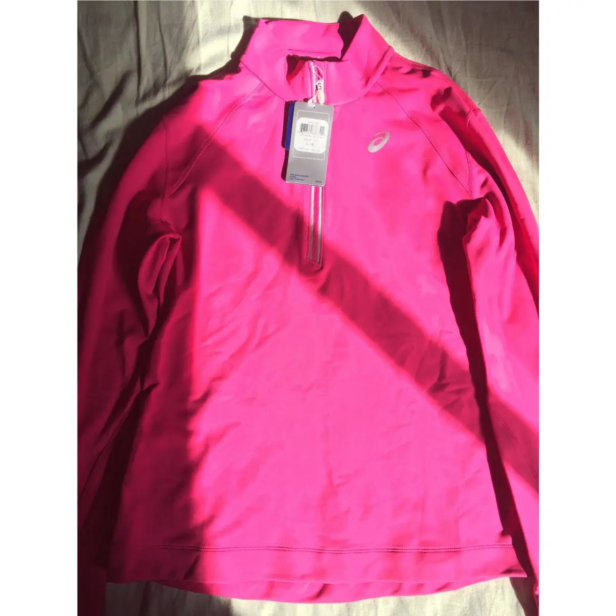 Asics clothing - magenta (UPC: 887749386721) 1