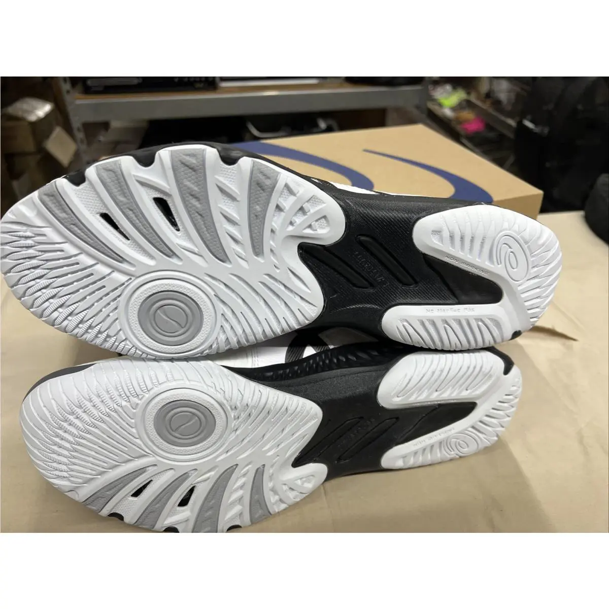 Asics shoes - NETBURNER BALLISTIC FF 2 - NETBURNER BALLISTIC - 1051A041-100 - White (UPC: 193604963304) 7