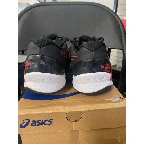 Asics shoes - Black/Electric Red 3