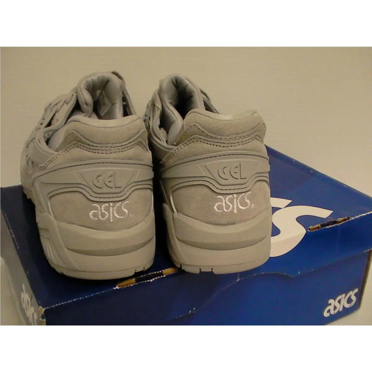 Asics shoes - gel kayano - gel kayano - Gray (UPC: 889436182821) 1