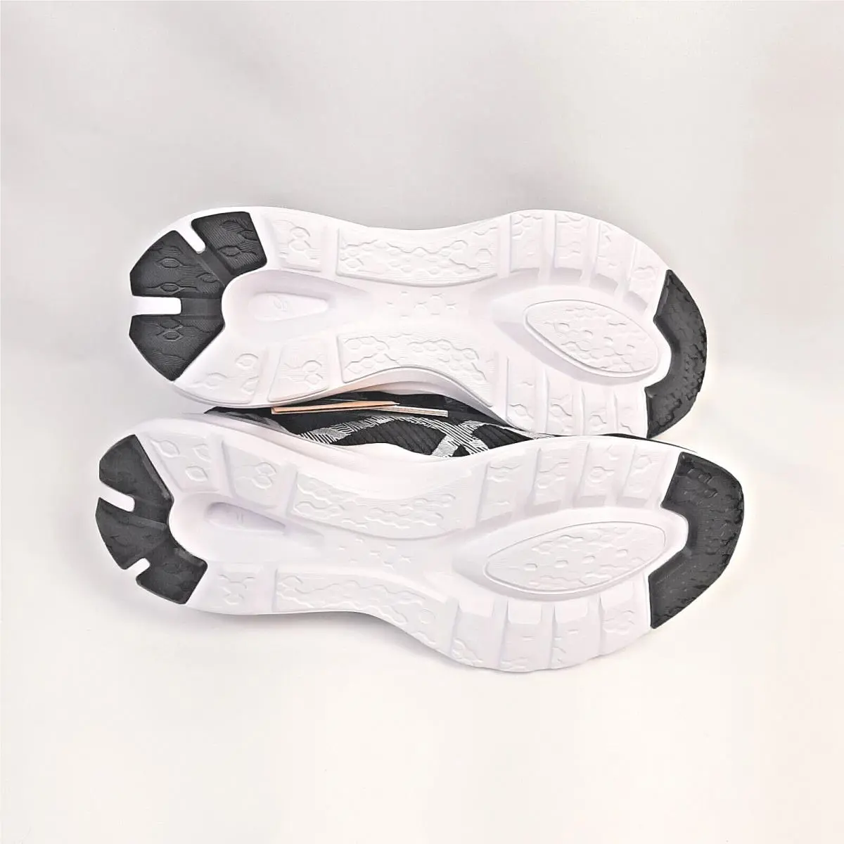 Asics shoes - Asics Verrsablast - Verrsablast - 1011A962 - BLACK/WHITE 4