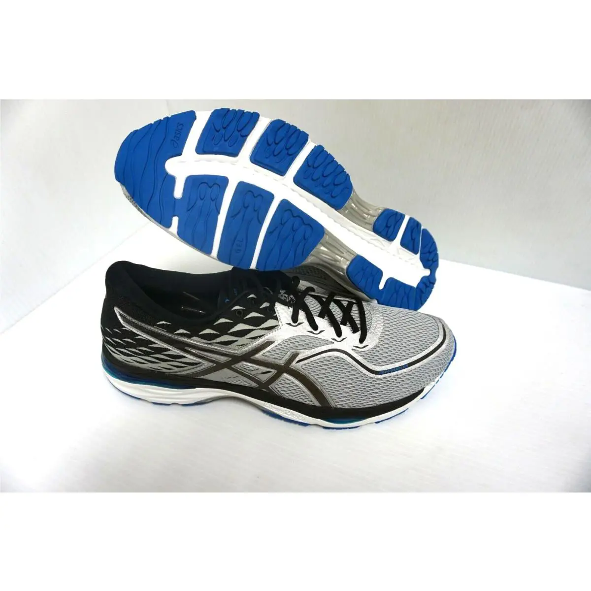 Asics Men`s Gel Cumulus 19 Running Shoes Glacier Grey Size 15 Men us