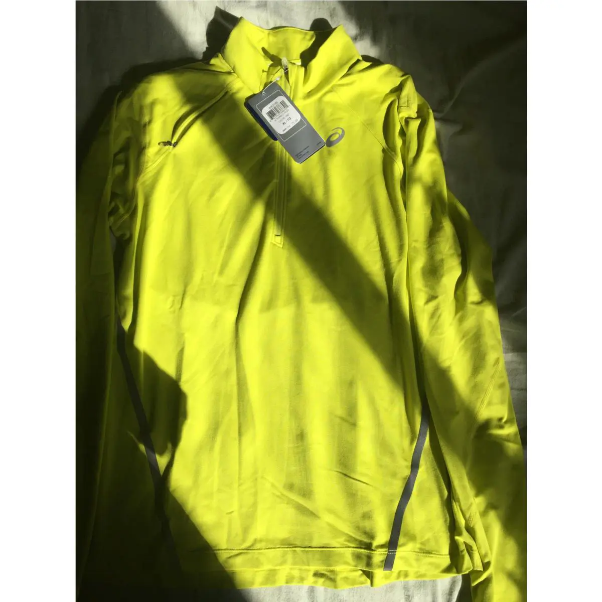 Asics clothing - Electric Lime (UPC: 887749386301) 1