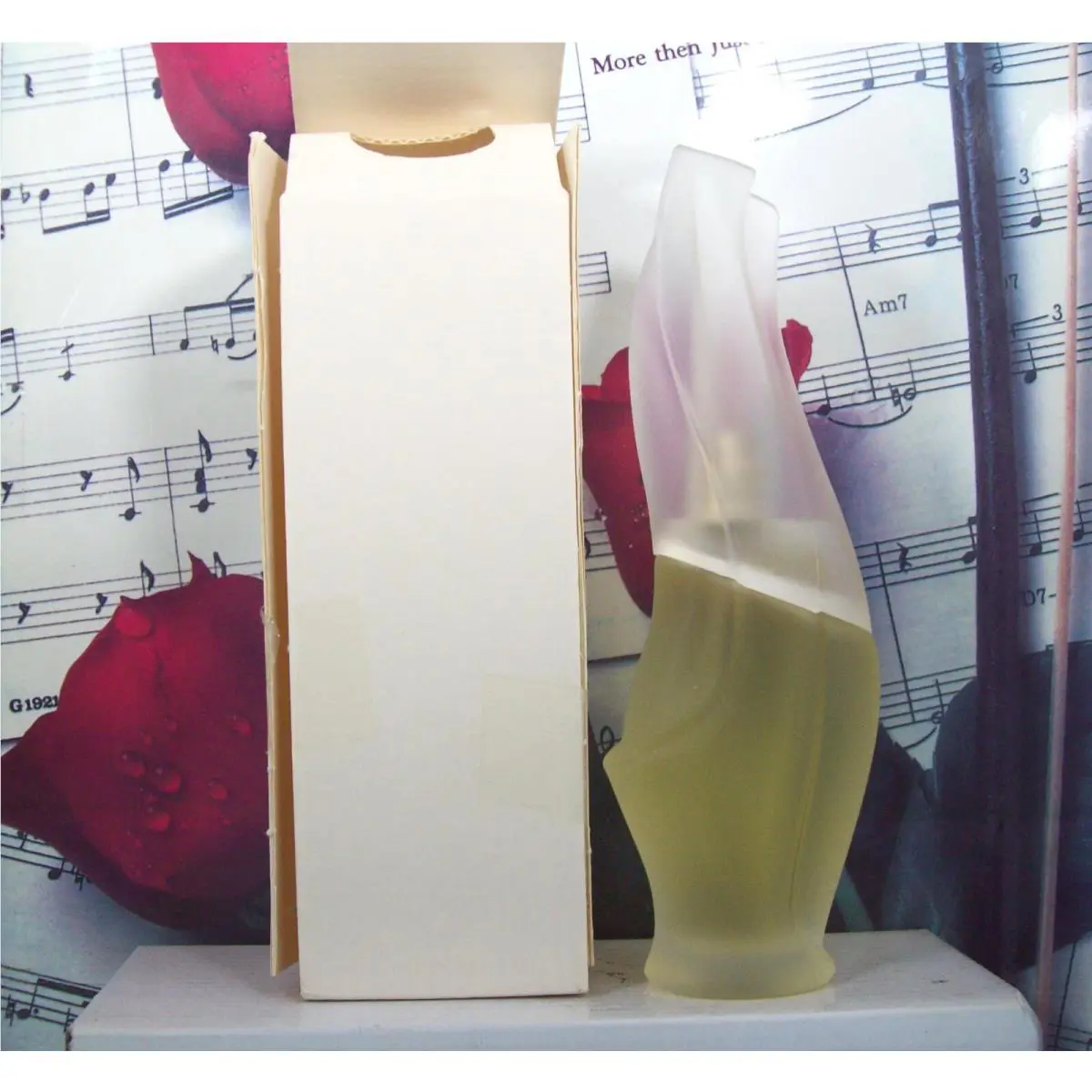 Donna Karan Cashmere Mist 3.4 Oz. Edt Spray. Authentic. Code A67. Nwob