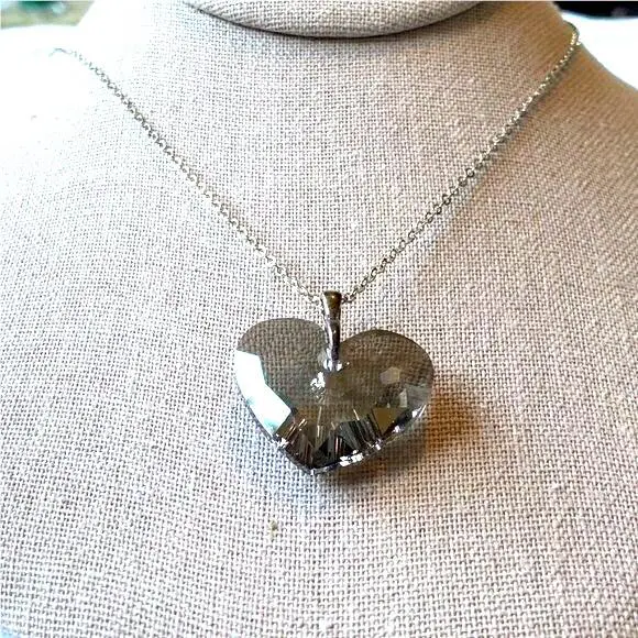 Swarovski Essentials Clear Crystal Heart Necklace Ships Free