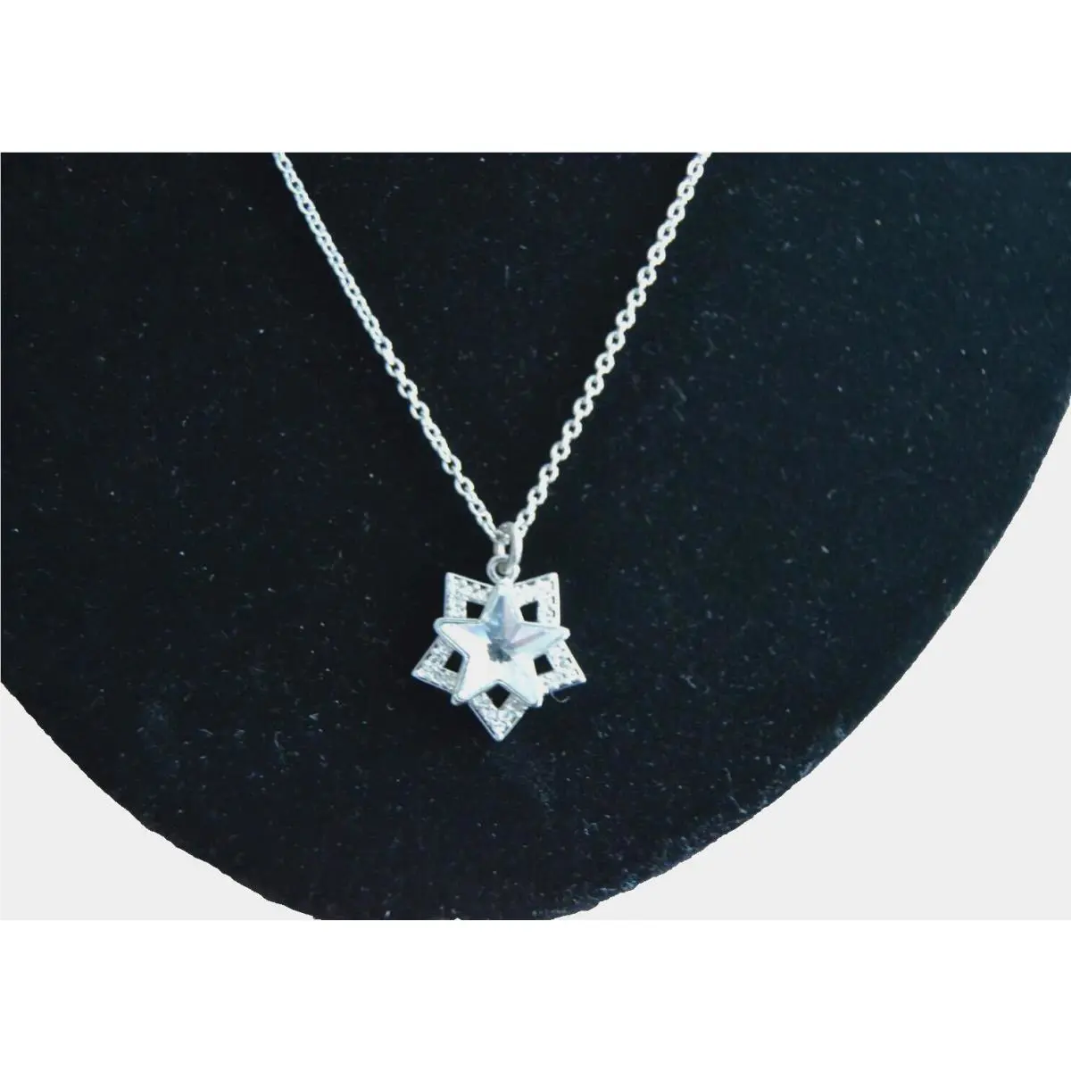 Swarovski Necklace Silver Tone 16 Crystal 3D Stars Pendant Swan Hang Tag