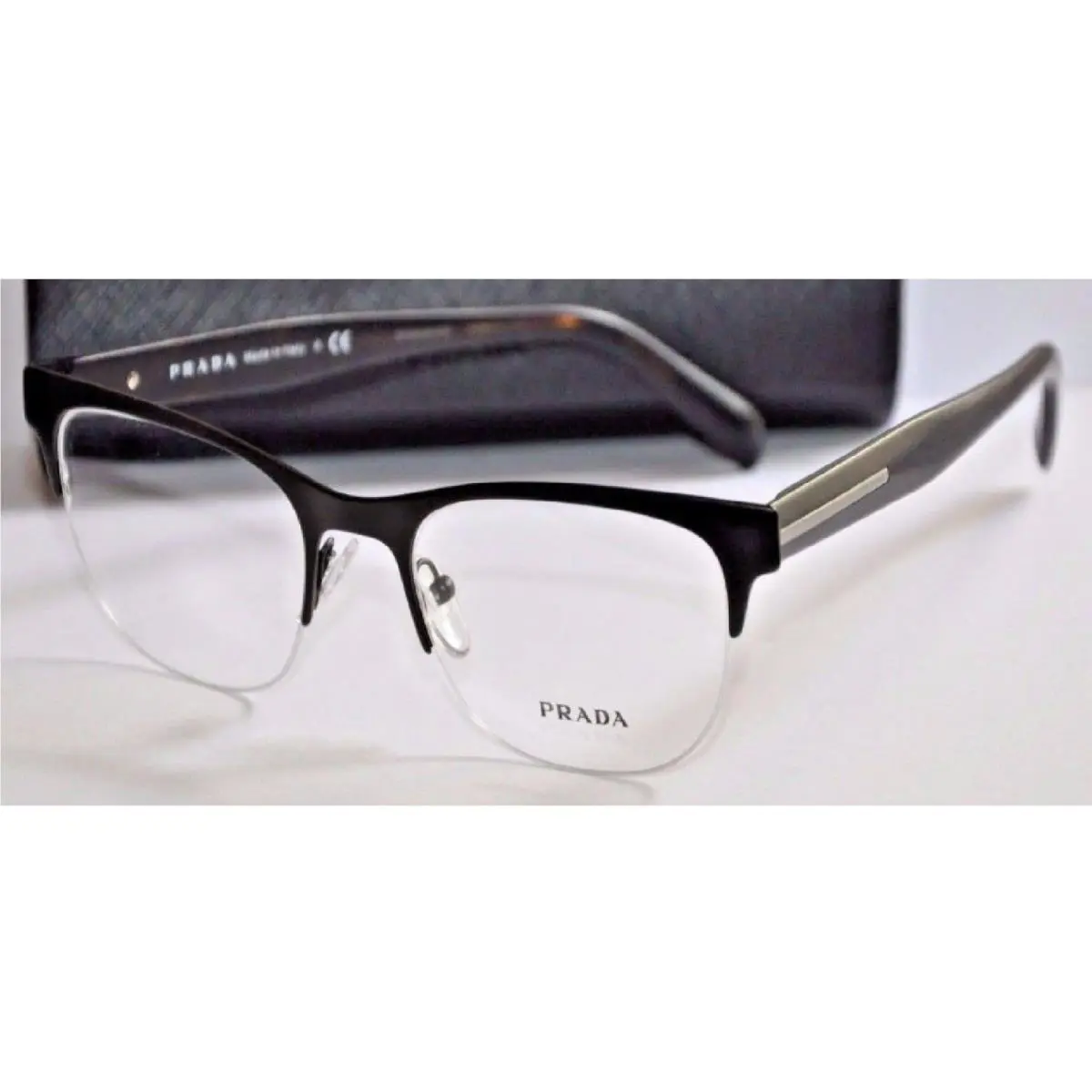 Prada Eyewear VPR54R 51 LAH1O1 D