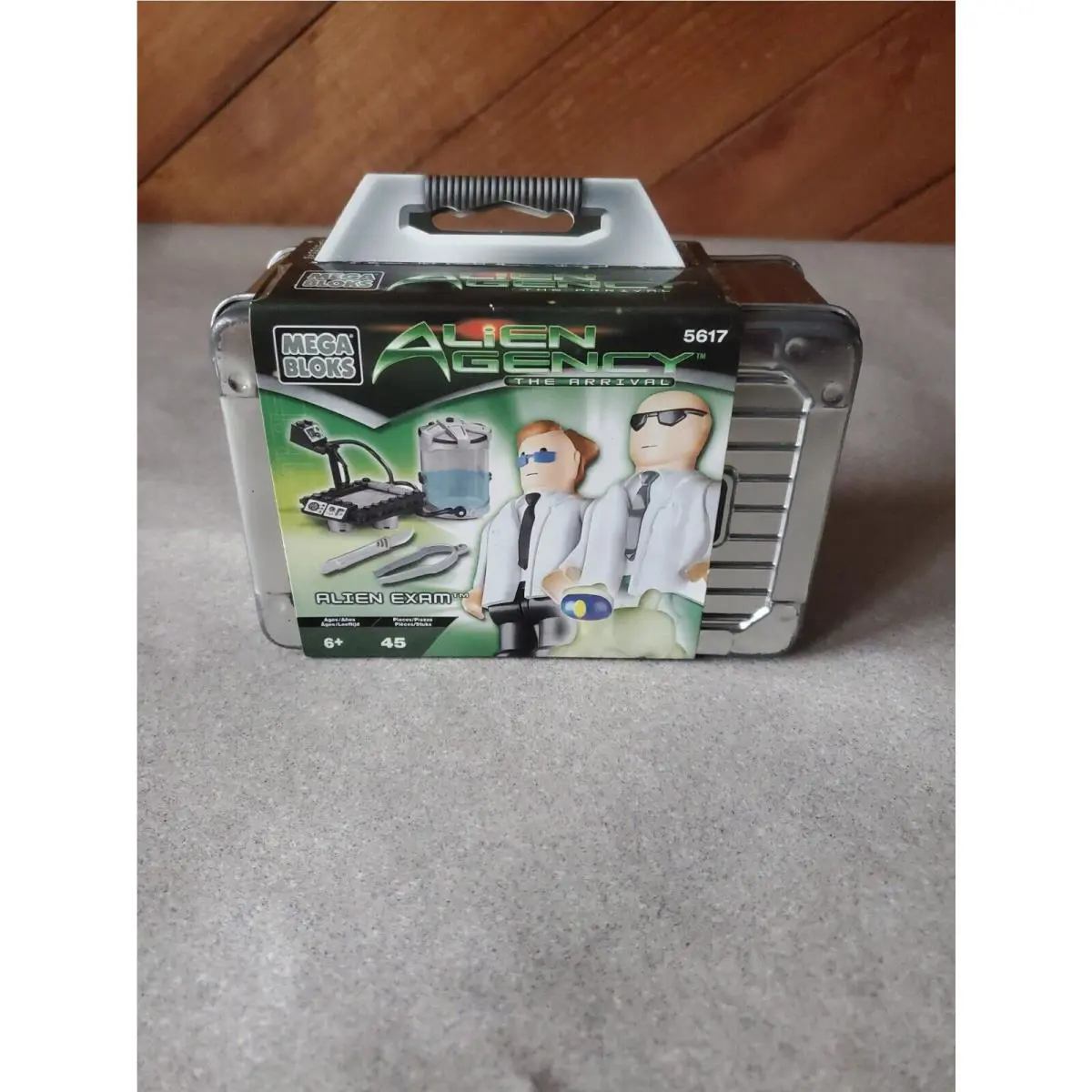 2002 Mega Bloks 5617 Alien Agency Alien Exam Nos B10