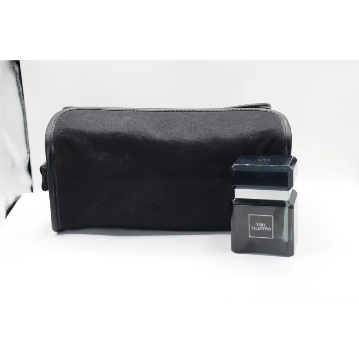 Very Valentino 2 PC Set 3.4 OZ Edt Spray+ Bag For Men Same AS Picture