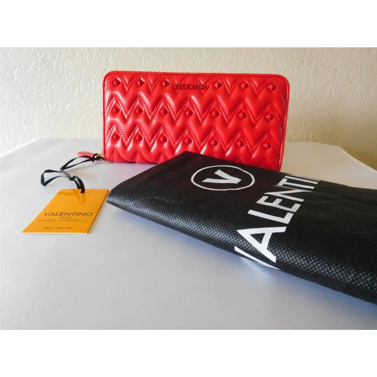 Valentino Leonard Sauvage Chevron Leather W/pyramid Studs Continental Wallet