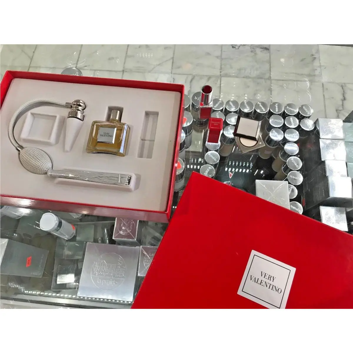Valentino Very Valentino 4PC Gift Set