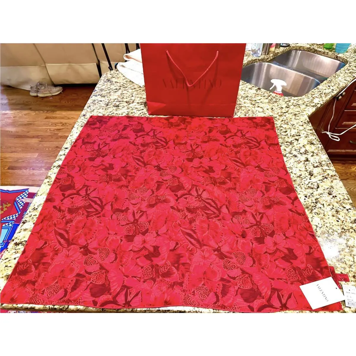 2020 Valentino Logo Butterfly Red 35” Scarf Cape Heart Top Gift Bag S M L